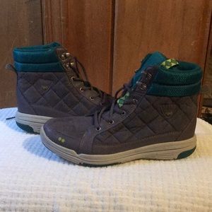 High top shoes